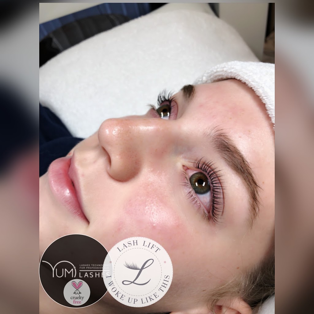 Lash Lift | 17 Cappella Dr, Woodbridge, ON L4H 0N1, Canada | Phone: (647) 528-5888