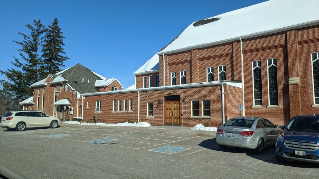 St Gertrudes Catholic Church | 690 King St E, Oshawa, ON L1H 1G5, Canada | Phone: (905) 433-0828