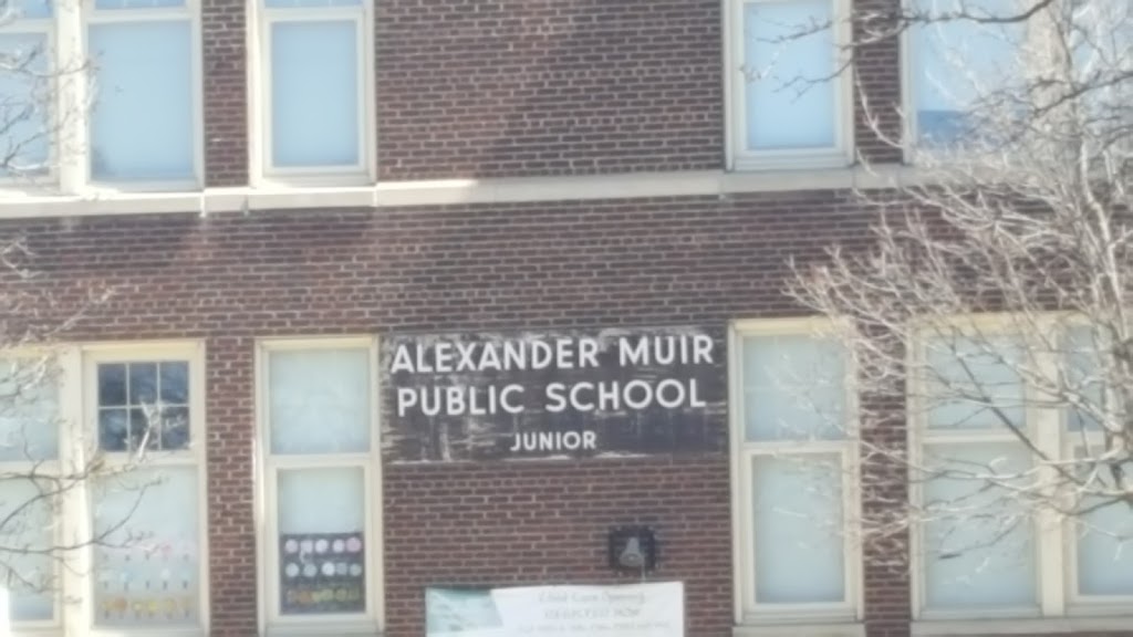 Alexander Muir/Gladstone Ave Junior and Senior Public School | 108 Gladstone Ave, Toronto, ON M6J 3L2, Canada | Phone: (416) 393-9140