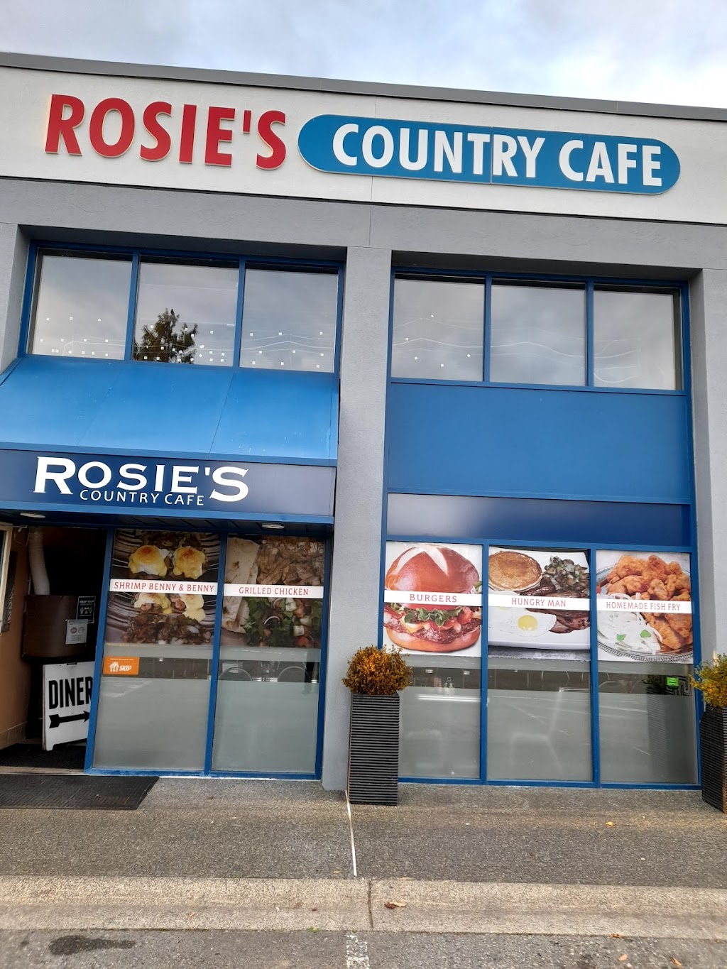 Rosies Country Cafe | 8#, 3033 King George Blvd, Surrey, BC V4P 1B8, Canada | Phone: (604) 538-4195