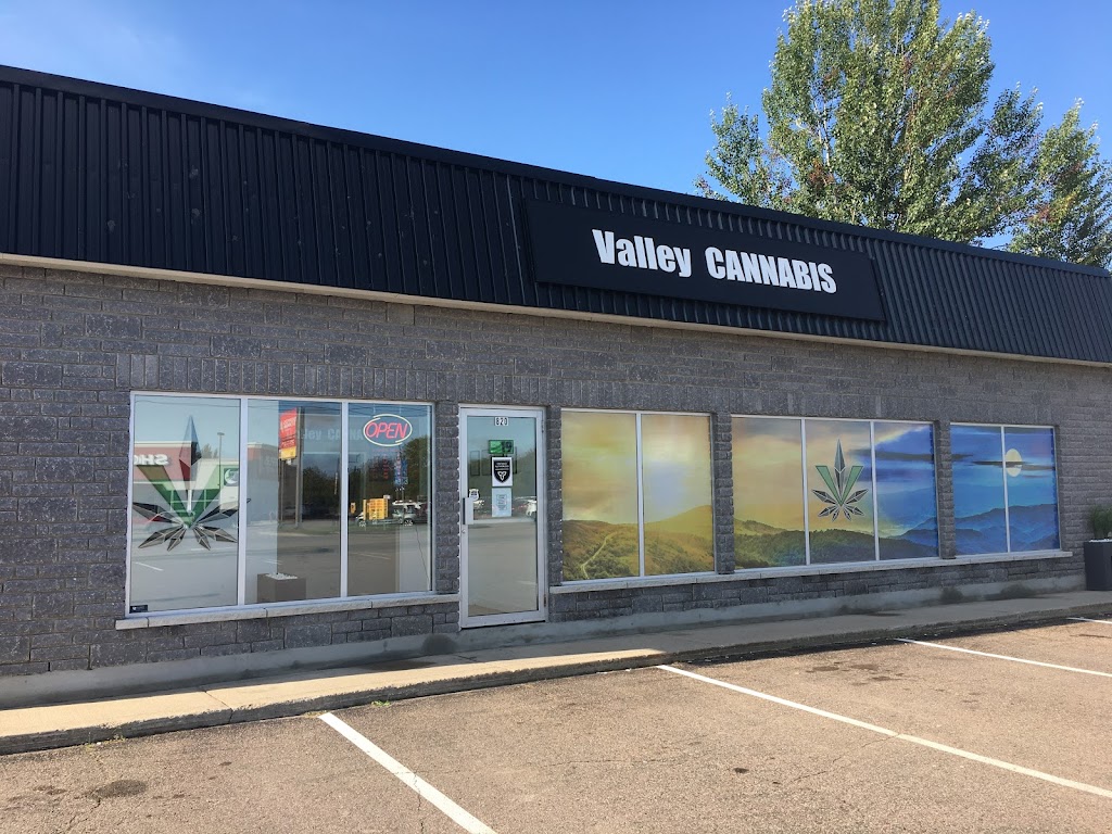 Valley CANNABIS | 820 Pembroke St E, Pembroke, ON K8A 3M2, Canada | Phone: (613) 629-0420