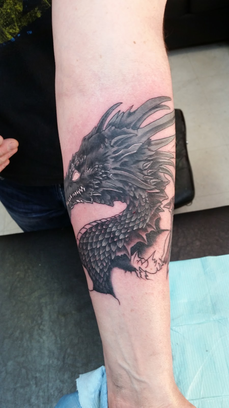 Juicy Quill Tattoo | 5013 48 St, Stony Plain, AB T7Z 1L8, Canada | Phone: (780) 968-0465