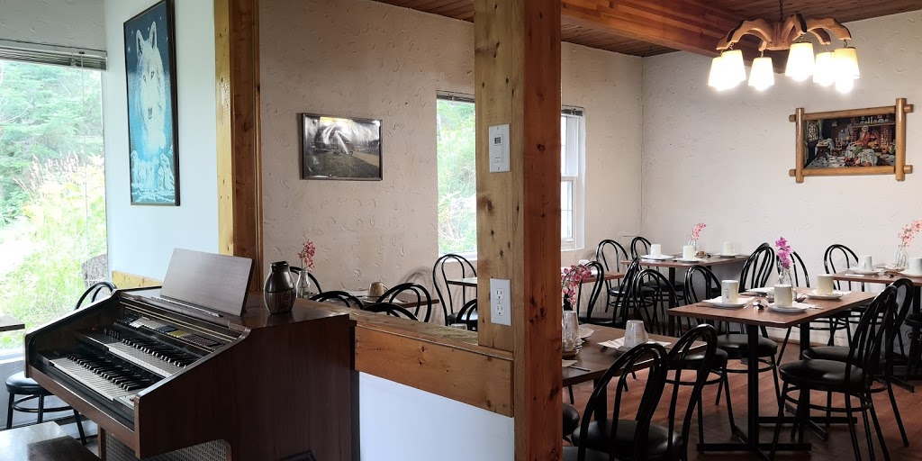 Motel des Pays den Haut | 1140 QC-117, Val-David, QC J0T 2N0, Canada | Phone: (819) 322-2032