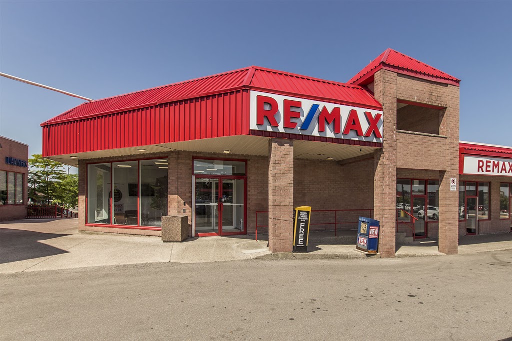 Brian Medeiros - RE/MAX Real Estate Centre | 1070 Stone Church Rd E, Hamilton, ON L8W 3K8, Canada | Phone: (905) 515-3977