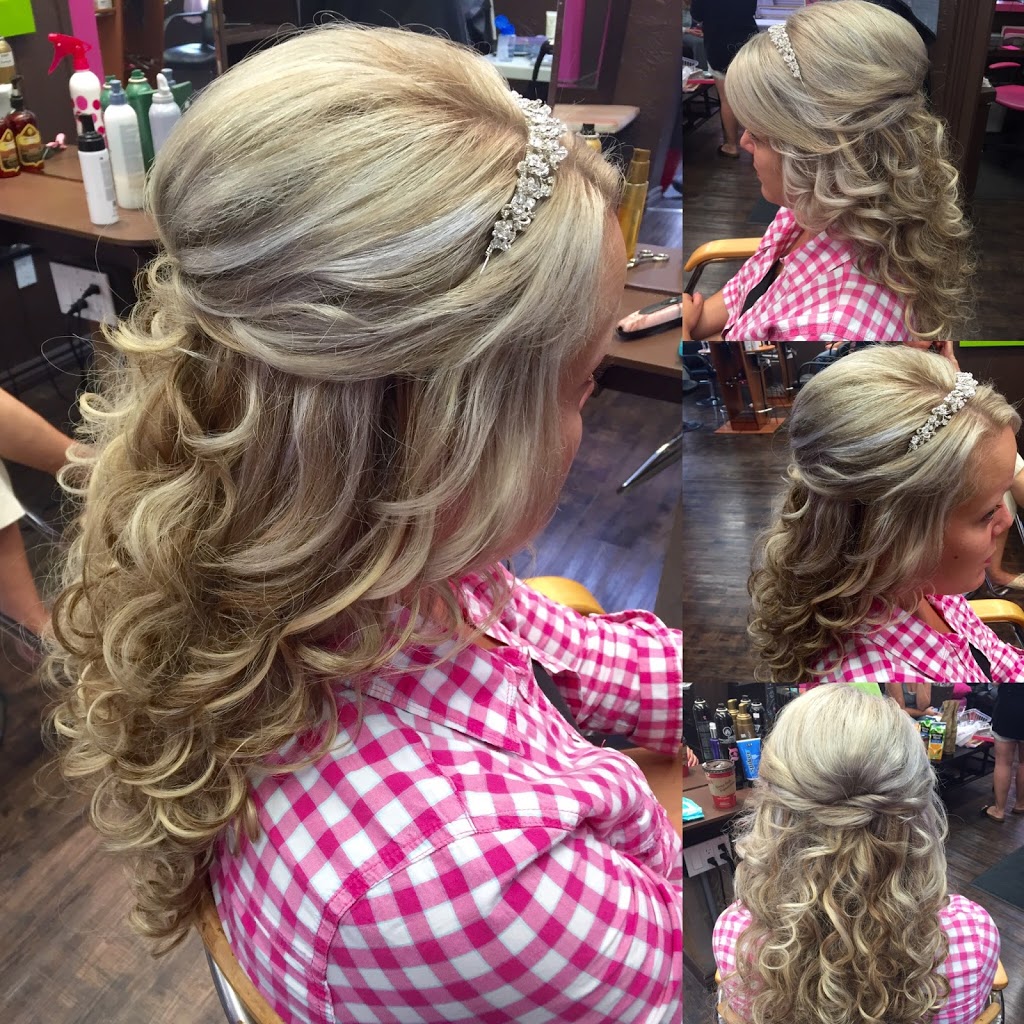 Trishs Hair Design | 803 Kawartha Lakes County Rd 121, Fenelon Falls, ON K0M 1N0, Canada | Phone: (705) 887-1536