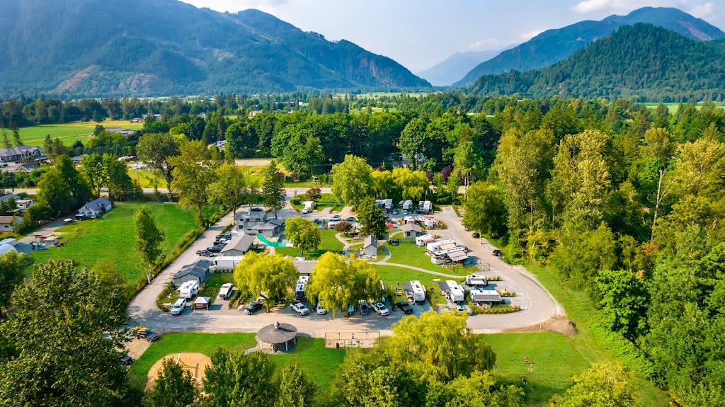 Pathfinder Camp Resorts - Agassiz-Harrison | 6110 Lougheed Hwy., Agassiz, BC V0M 1A0, Canada | Phone: (866) 267-3678