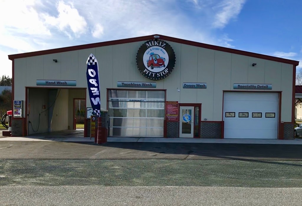 Mikiz Pitt Stop | 103 Victoria Road, Lunenburg, NS B0J 2C0, Canada | Phone: (902) 640-2444