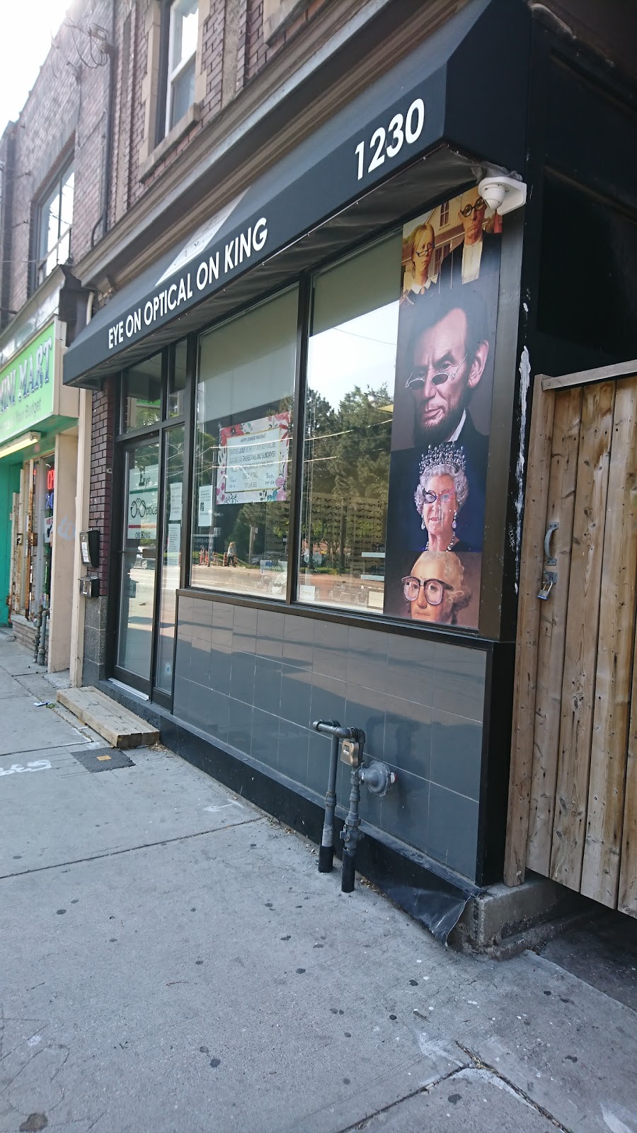 Eye On Optical | 1230 King St W, Toronto, ON M6K 1G4, Canada | Phone: (647) 348-1393