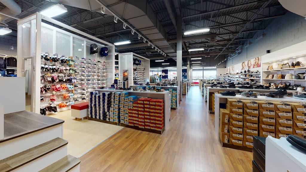 Chaussures Pop & Go Sport | 522 Bd Sir-Wilfrid-Laurier, Beloeil, QC J3G 4H9, Canada | Phone: (450) 446-4769