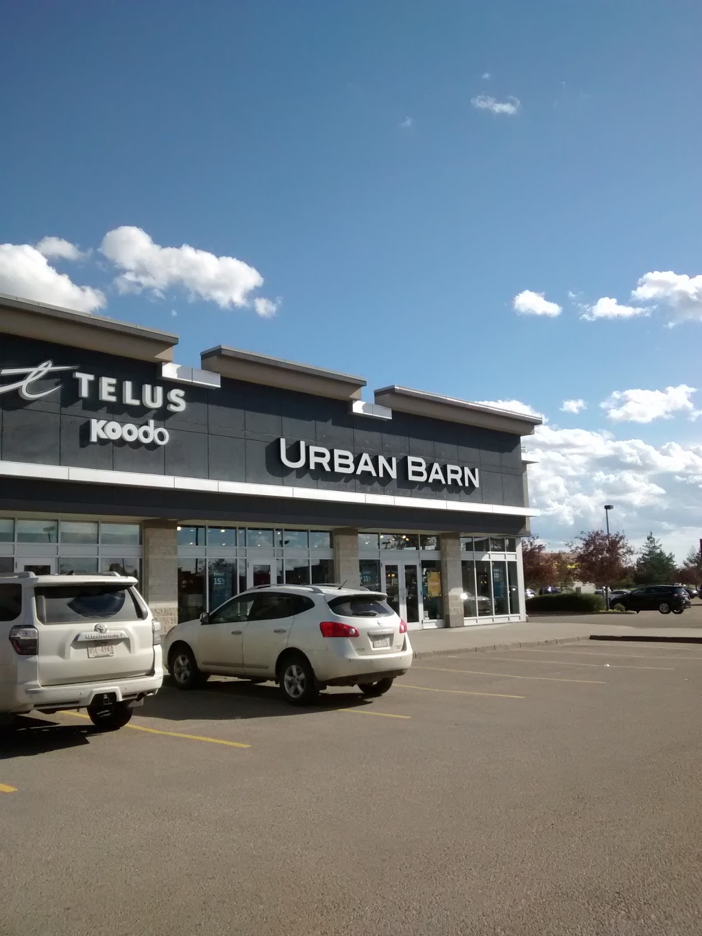 Telus & Koodo Authorized Dealer – Custom Cellular Edmonton | 1916 99 St NW, Edmonton, AB T6N 1K9, Canada | Phone: (780) 442-2333