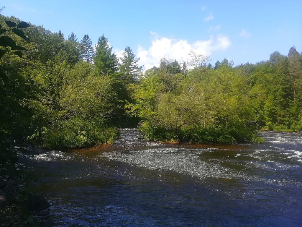 Parc Régional des Chutes Monte-à-Peine et des Dalles | Entrée Sa | coin Archambault, Rang des Dalles, Sainte-Béatrix, QC J0K 1Y0, Canada | Phone: (450) 883-6060