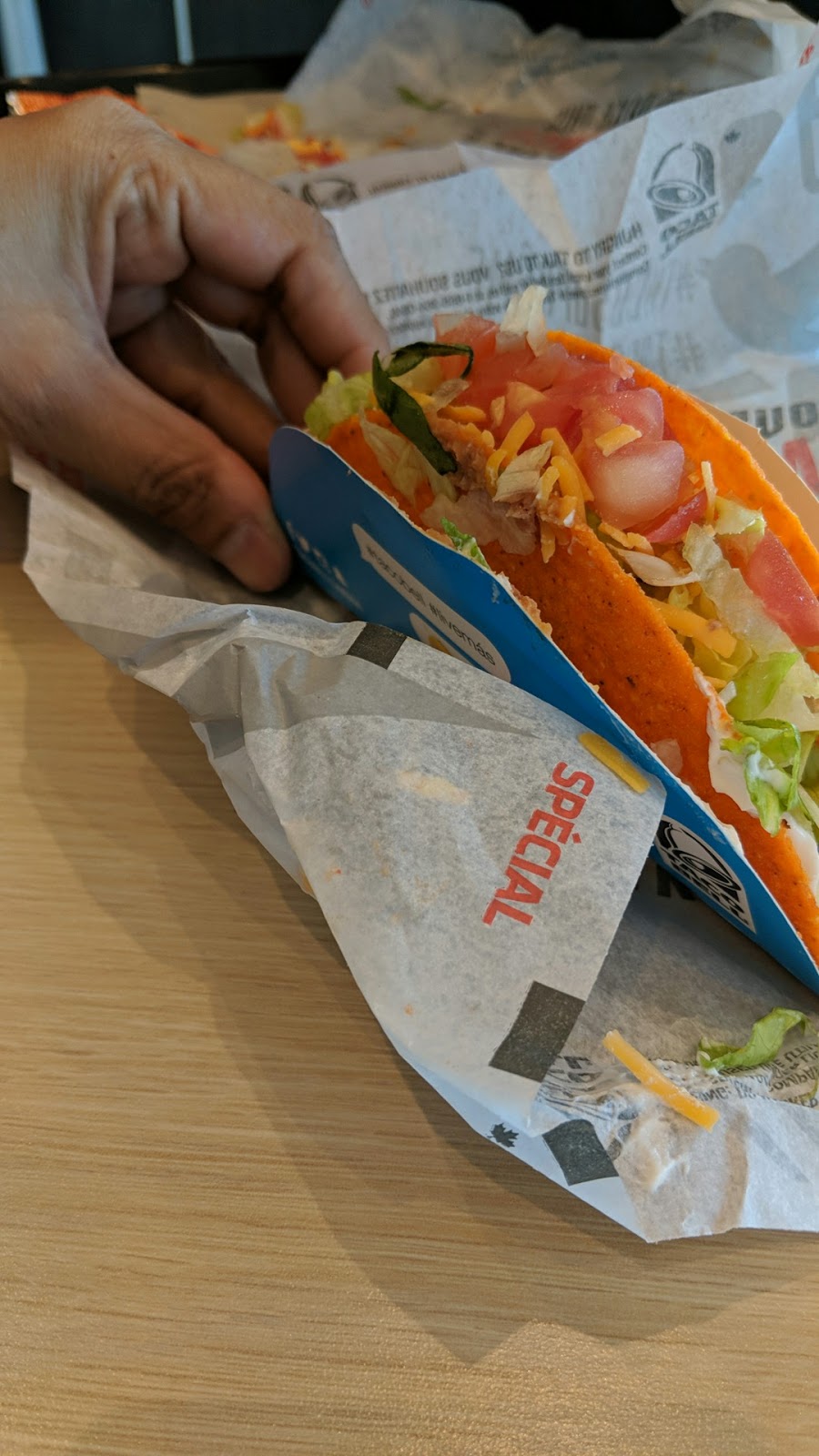 Taco Bell | 9465 Mississauga Rd, Brampton, ON L6X 0Z8, Canada | Phone: (905) 453-8118