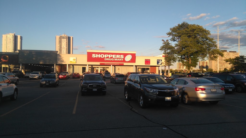 Flemingdon Park Shopping Centre | 747 Don Mills Rd, North York, ON M3C 1T2, Canada | Phone: (416) 429-9873