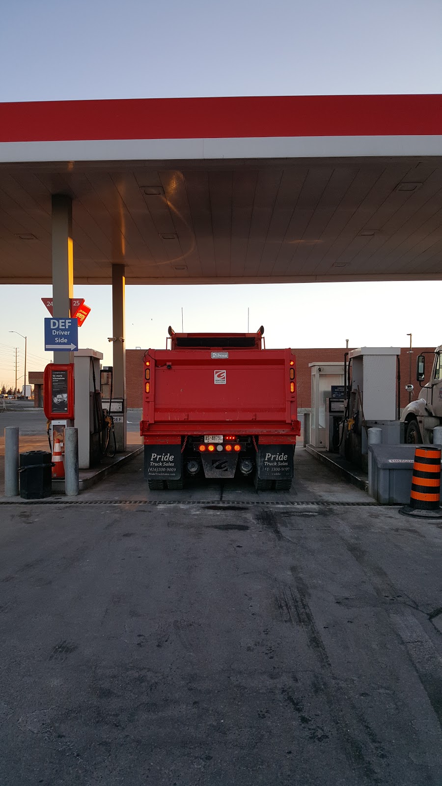 iTruck Esso Diesel Station and Truck Stop | 5979 Shawson Dr #5, Mississauga, ON L4W 3Z6, Canada | Phone: (905) 795-1020