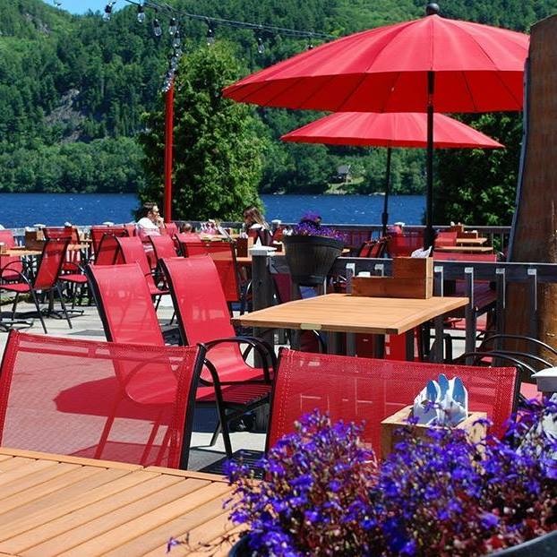 Restaurant marina le st- jean | 1630 Rue Morin, Saint-Jean-des-Piles, QC G0X 2V0, Canada | Phone: (819) 538-6060