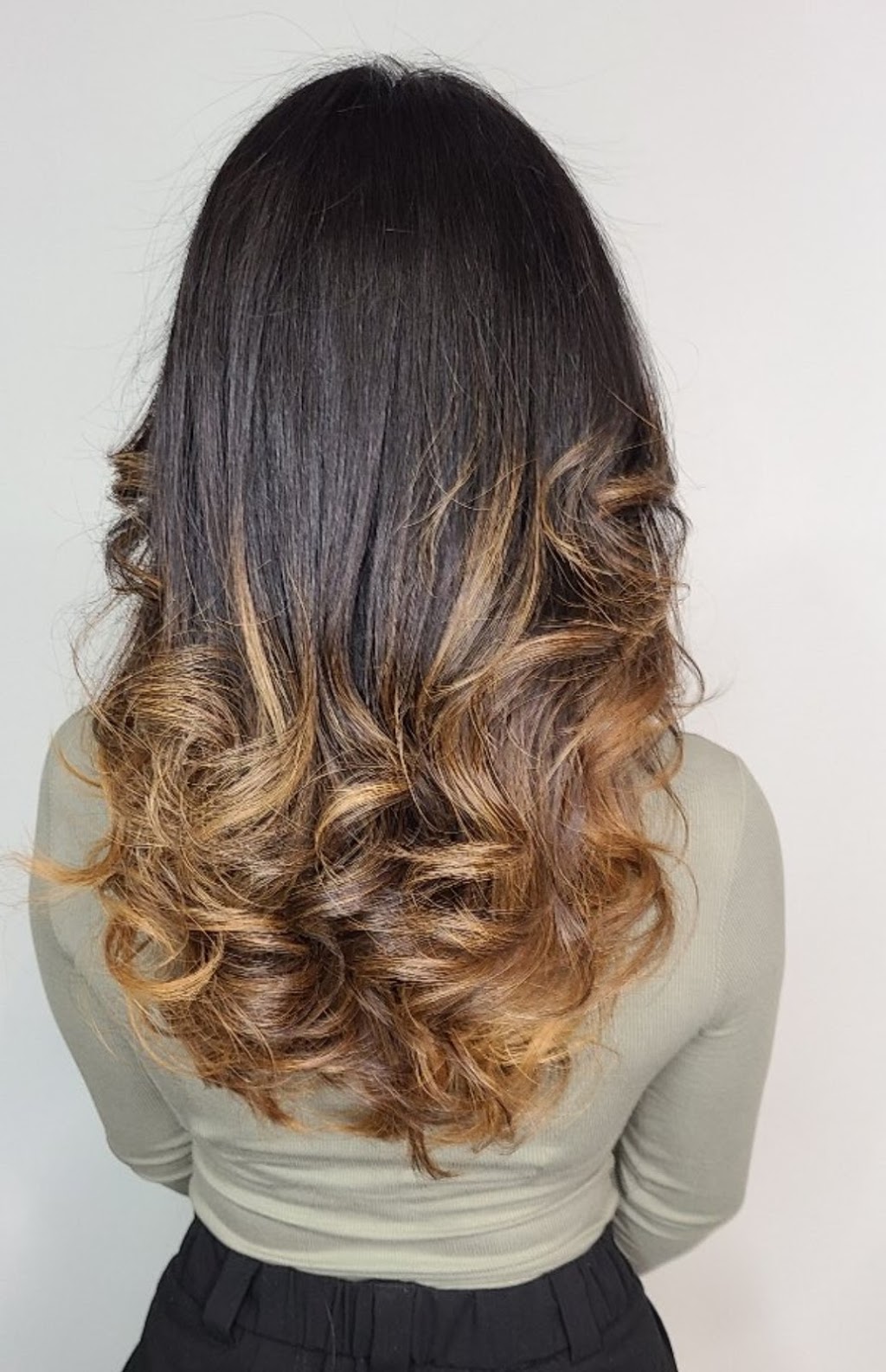 me_your_hair_and_i | 587 Rue Davidson, Montréal, QC H1W 2X9, Canada | Phone: (438) 989-3318