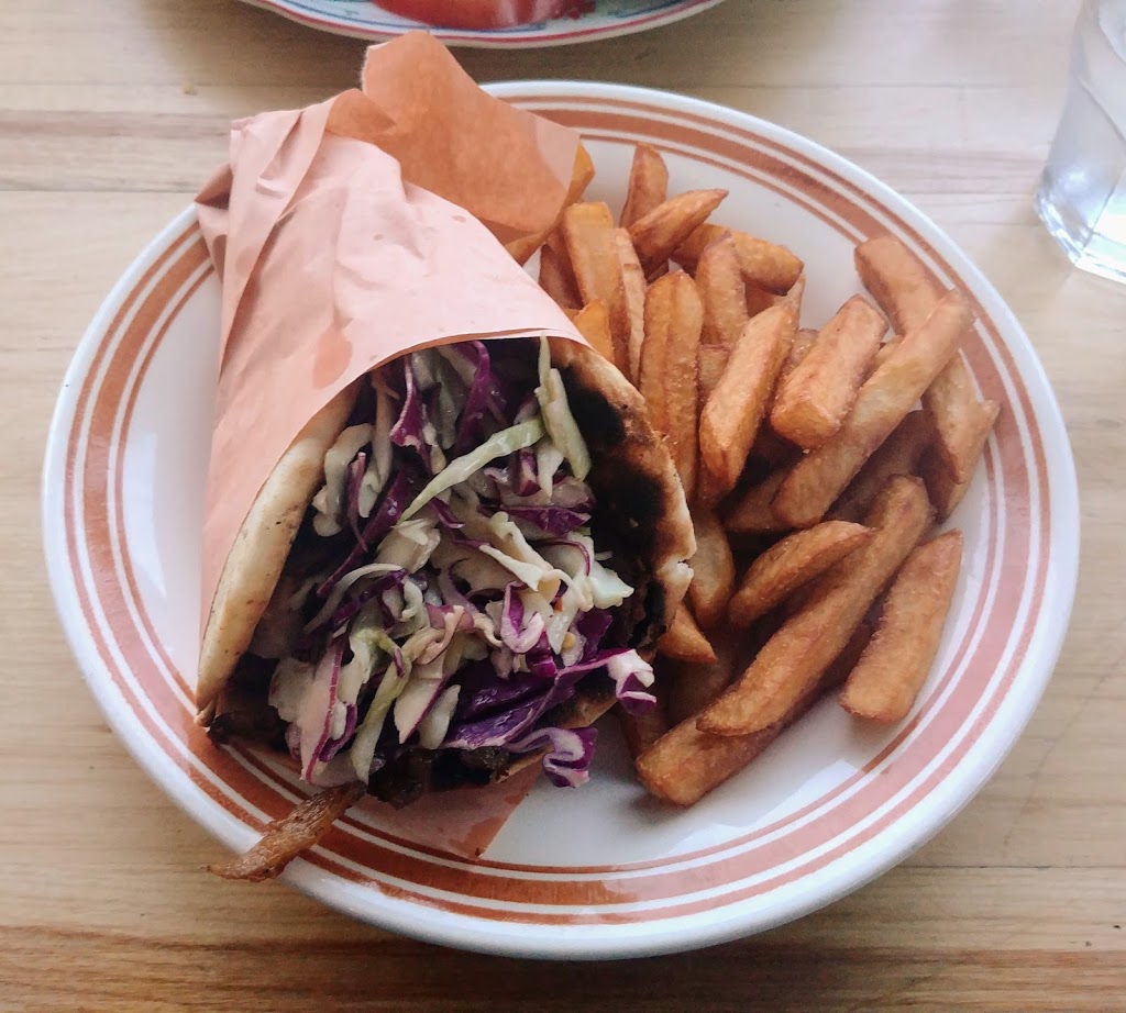 SudWest Gyros & Co. | 3401 Rue Notre-Dame Ouest, Montréal, QC H4C 1P3, Canada | Phone: (514) 783-9378