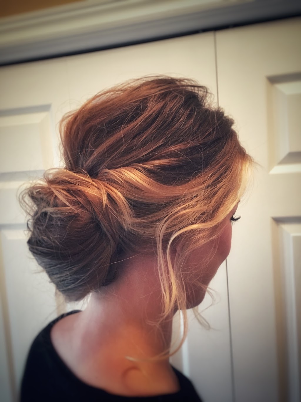 Hair Fashion & Bridal Salon | 522 Main St W, Grimsby, ON L3M 1T5, Canada | Phone: (905) 945-1986