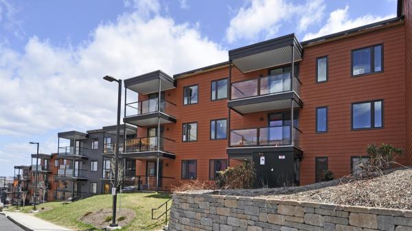 Shaunslieve Apartments | 44 Shaunslieve Dr, Halifax, NS B3M 2L8, Canada | Phone: (833) 867-7811