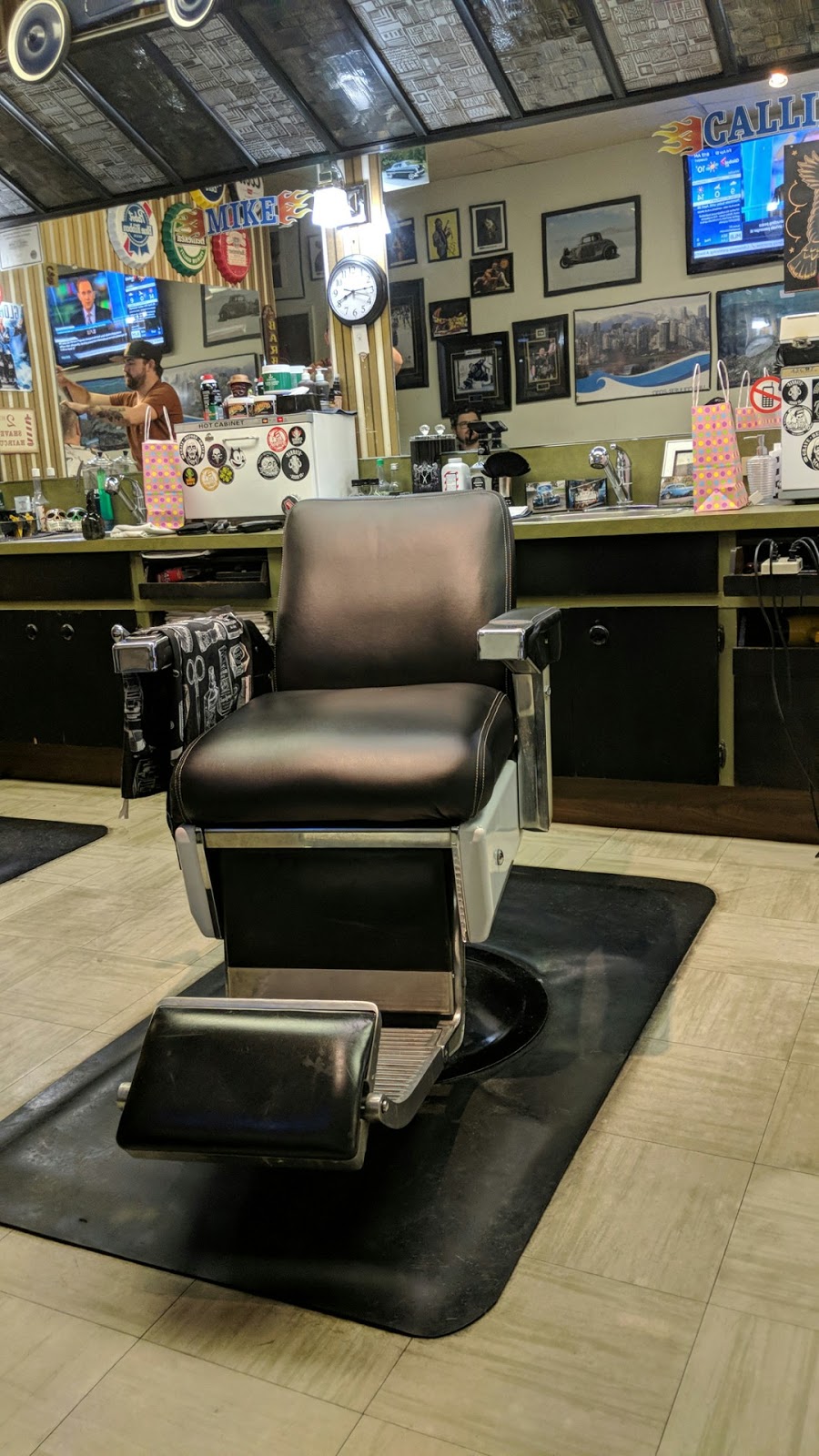 Barberville | 33555 S Fraser Way, Abbotsford, BC V2S 2B8, Canada | Phone: (604) 859-7916