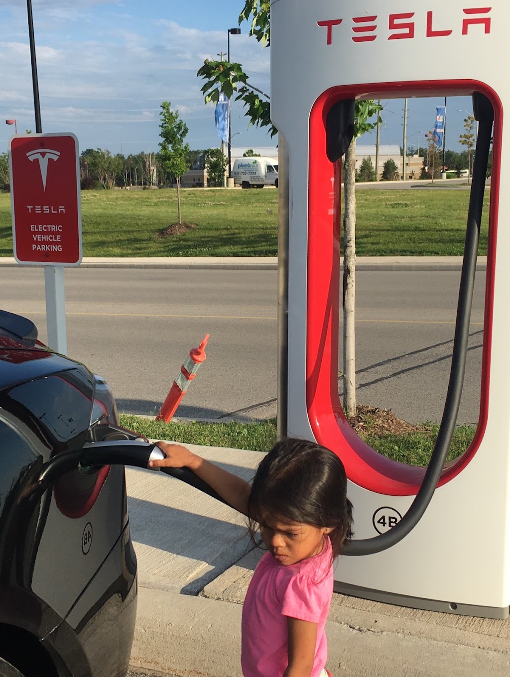 Tesla Supercharger | 100 Mapleview Dr E, Barrie, ON L4N 9H6, Canada | Phone: (877) 798-3752