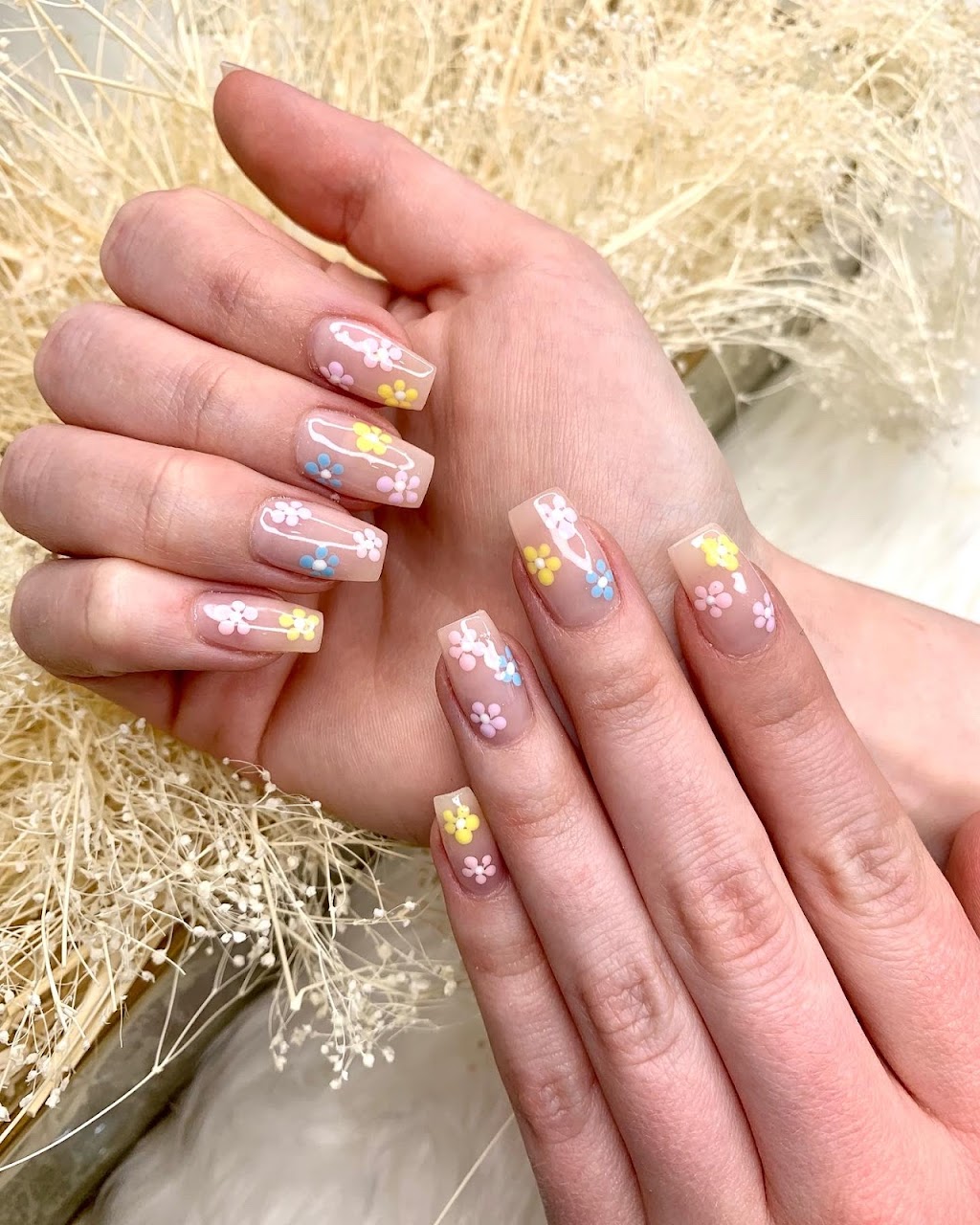 Party Nails | 715 Wellington St W, Guelph, ON N1H 8L8, Canada | Phone: (519) 821-4543