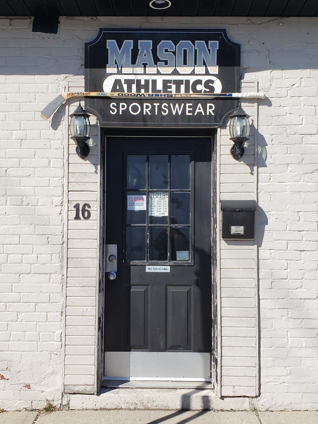 Mason Athletics Sportswear | 16 McMurray St, Dundas, ON L9H 2W5, Canada | Phone: (905) 627-1922