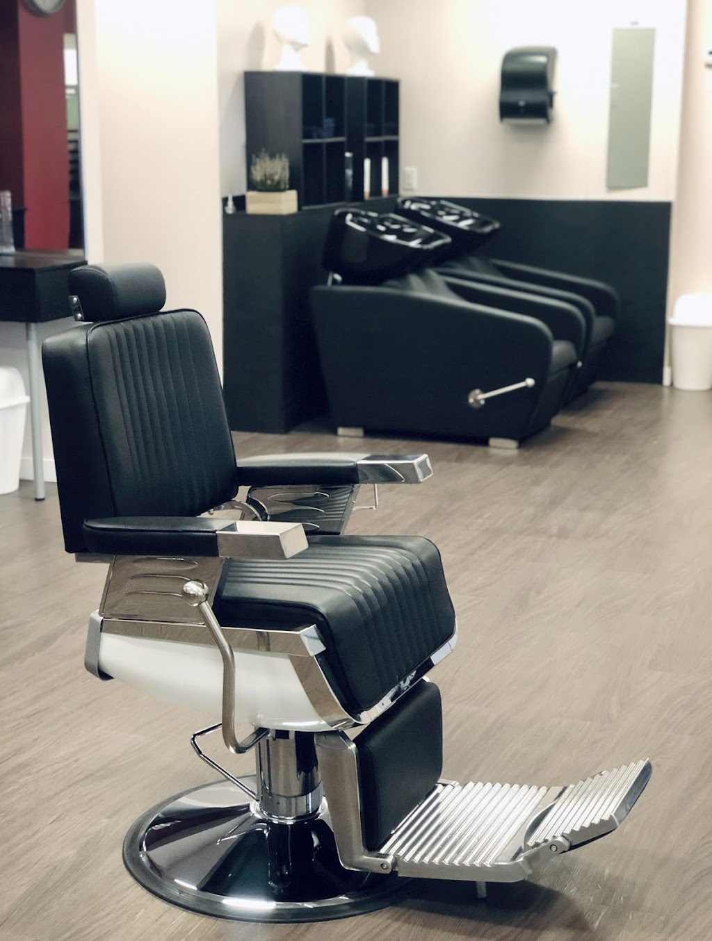 Royal School of Hairdressing & Barbering | 3090 Kingston Rd Unit 102, Scarborough, ON M1M 1P2, Canada | Phone: (416) 261-5665