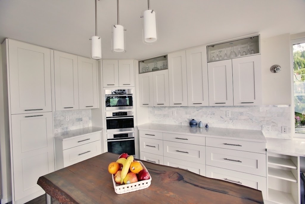 Walton Kitchens | 3033 King George Blvd, Surrey, BC V4P 1B8, Canada | Phone: (604) 535-4122