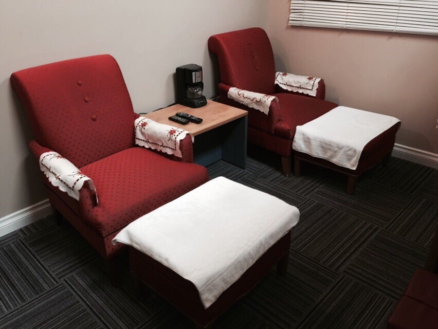 Kelly Massage Spa | 302 Wellington St E #2, Aurora, ON L4G 1J5, Canada | Phone: (905) 503-5588