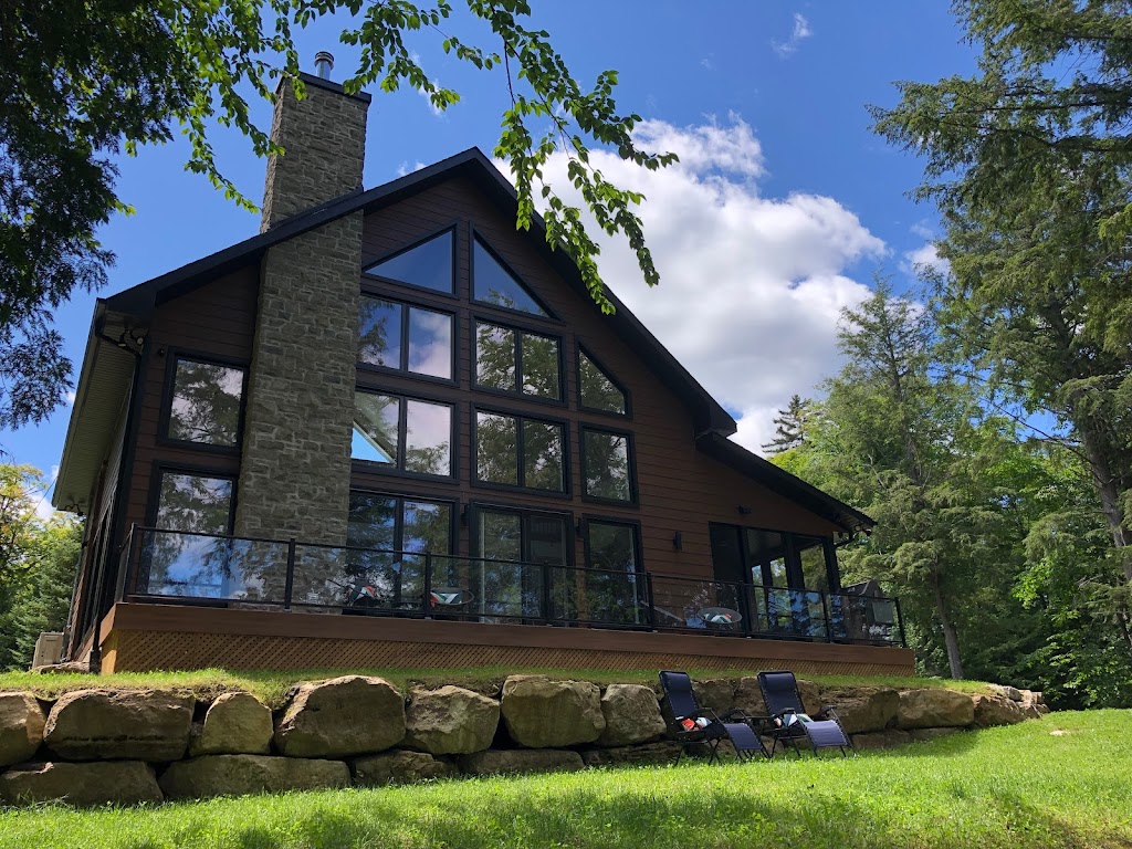 Chalet Beausoleil | 3722 Chem. des Pins Rouges, Les Laurentides, QC J0T 1M0, Canada | Phone: (613) 862-2185