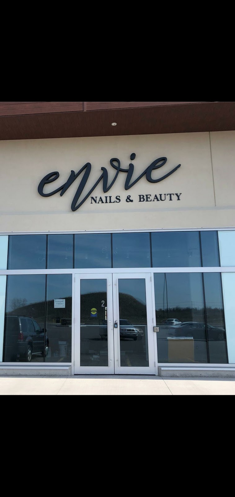 Envie Nails & Beauty | 1782 Stone Church Rd E Unit 2, Stoney Creek, ON L8J 2V4, Canada | Phone: (905) 561-7778