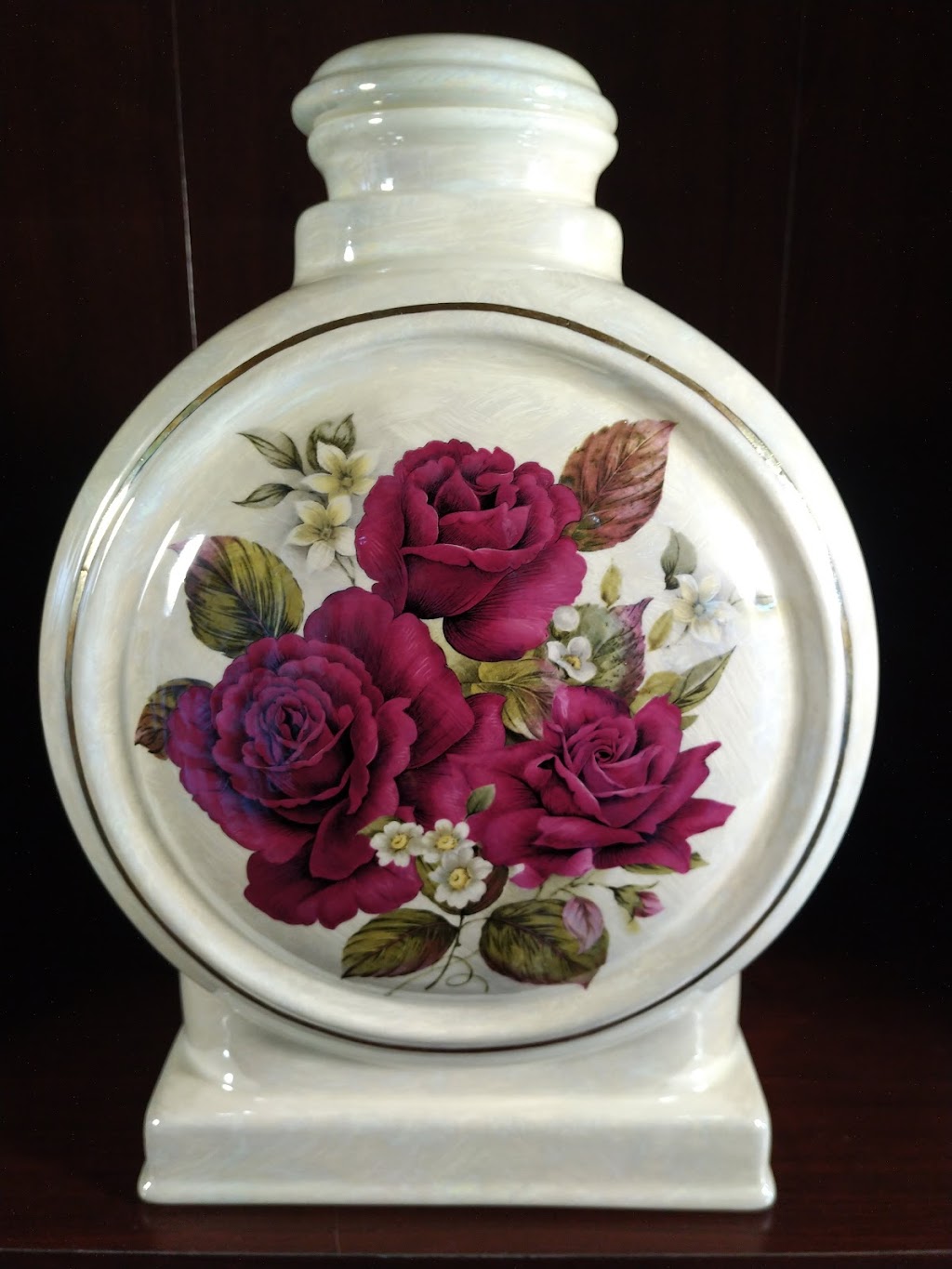 Heartland Urns and Keepsakes | 20145 Township Road 39-2, Stettler, AB T0C 2L0, Canada | Phone: (403) 742-4554