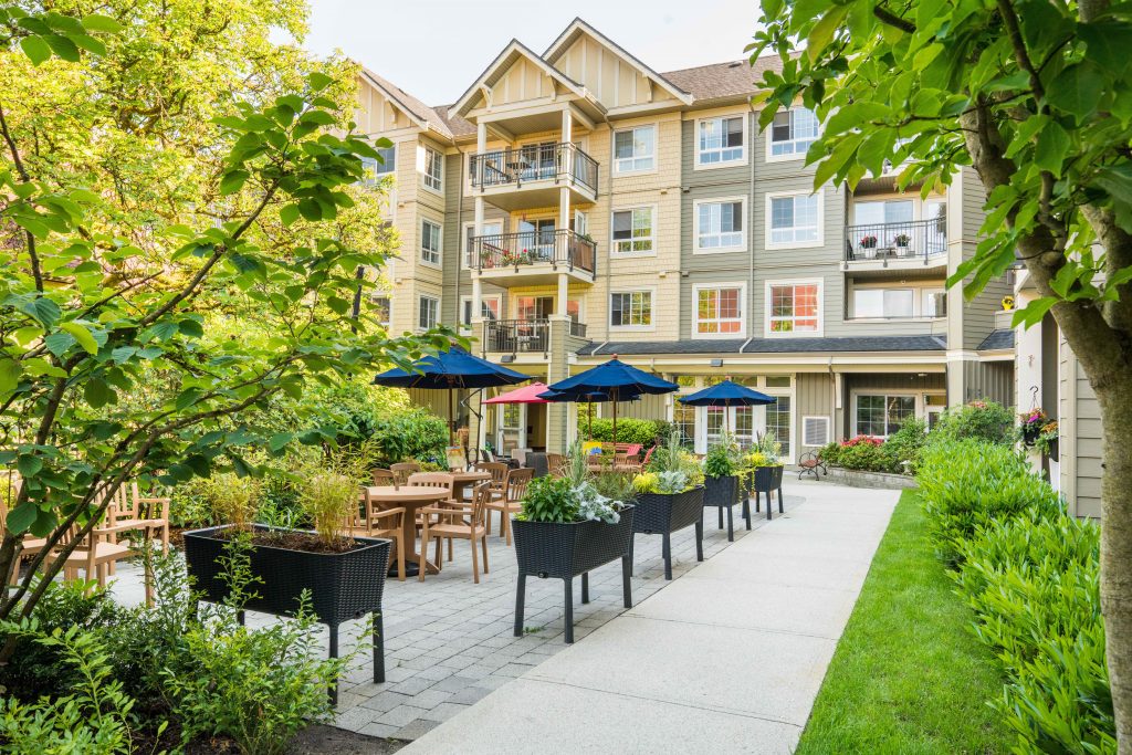 Thornebridge Gardens Retirement Residence | 649 8th Ave, New Westminster, BC V3M 2R2, Canada | Phone: (604) 524-6100