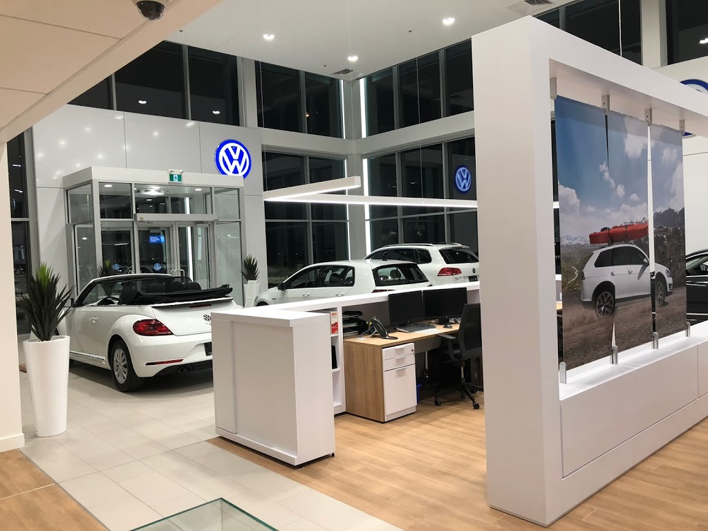 Volkswagen Lauzon Blainville | 1305 Boulevard Michèle-Bohec, Blainville, QC J7C 0P8, Canada | Phone: (450) 430-1460