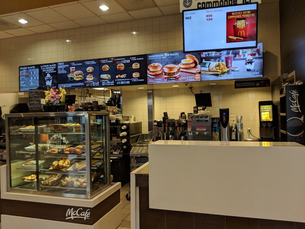 McDonalds | 6415 Rue Sherbrooke E, Montréal, QC H1N 1C5, Canada | Phone: (514) 252-1318