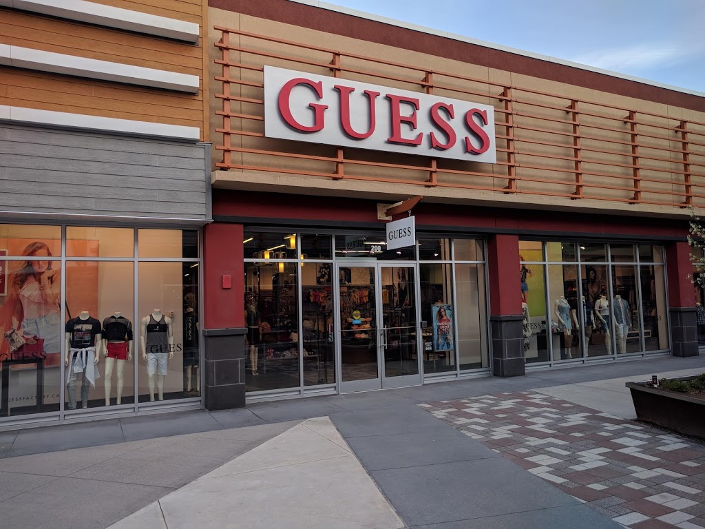 GUESS Factory | 8555 Campeau Dr Unit 200, Kanata, ON K2T 0K5, Canada | Phone: (613) 435-5972