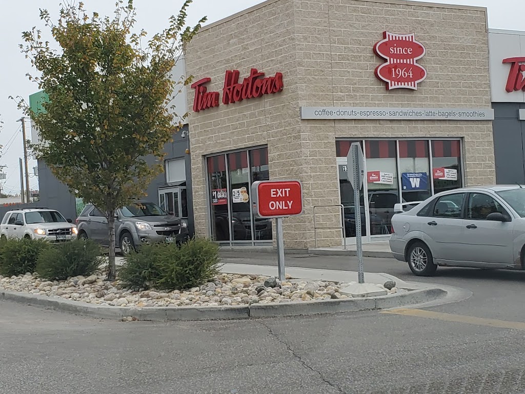 Tim Hortons | 1-1385 McPhillips St, Winnipeg, MB R2V 3C4, Canada | Phone: (204) 632-7970