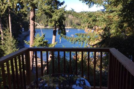 Harbourside B&B | 128 Harbourside Pl, Salt Spring Island, BC V8K 2L2, Canada | Phone: (778) 320-0112