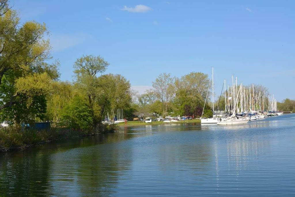 Island Yacht Club | 2 Muggs Island Park, Toronto, ON M5V, Canada | Phone: (416) 203-2582