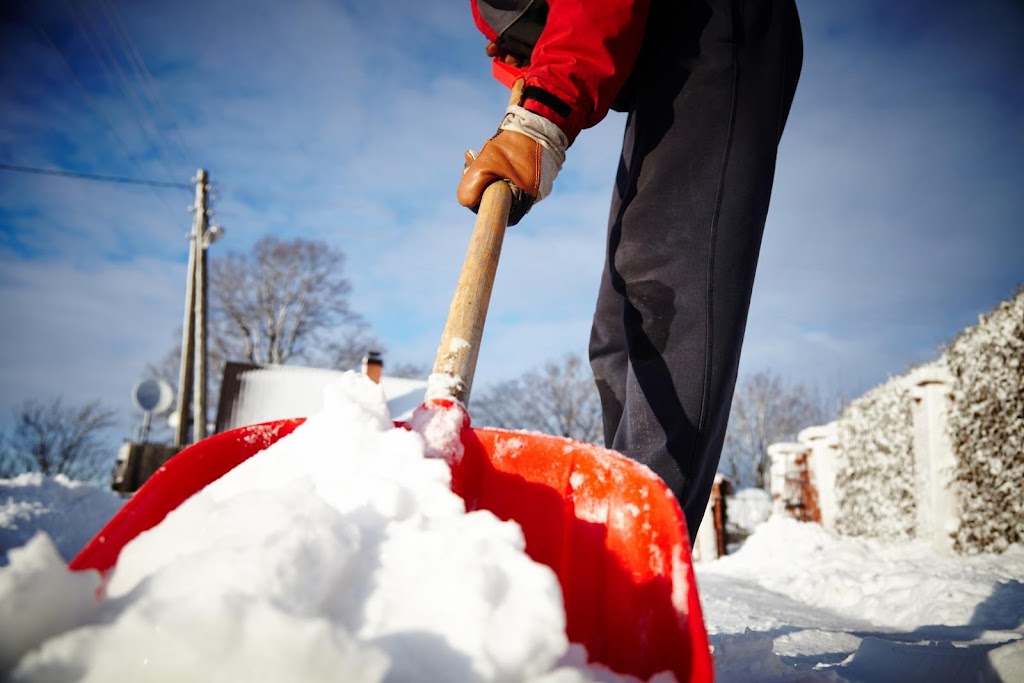 Déneigement Summum | 78 Rue Napoléon, Sainte-Thérèse, QC J7E 5C9, Canada | Phone: (514) 503-5607