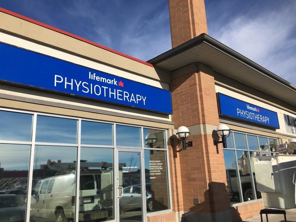 Lifemark Physiotherapy South Trail | 4307 130 Ave SE #69, Calgary, AB T2Z 3V8, Canada | Phone: (403) 257-7688