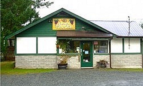 Gabriola Wine Cellar | 795 Ross Way, Gabriola, BC V0R 1X0, Canada | Phone: (250) 247-7910