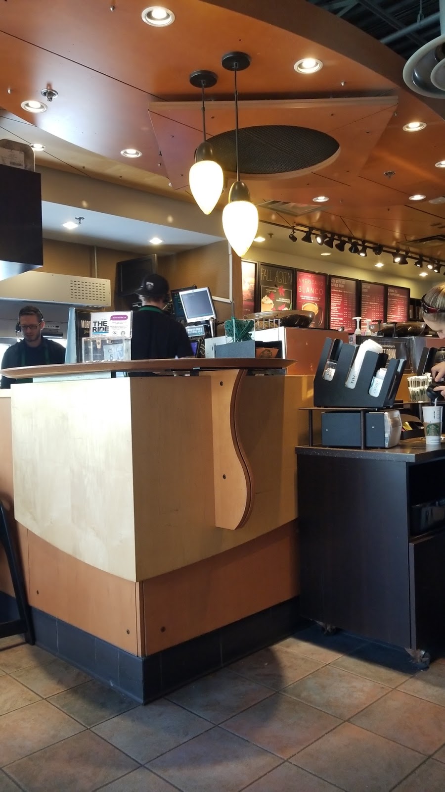 Starbucks | 457 Hazeldean Rd, Kanata, ON K2L 1V4, Canada | Phone: (613) 836-3663