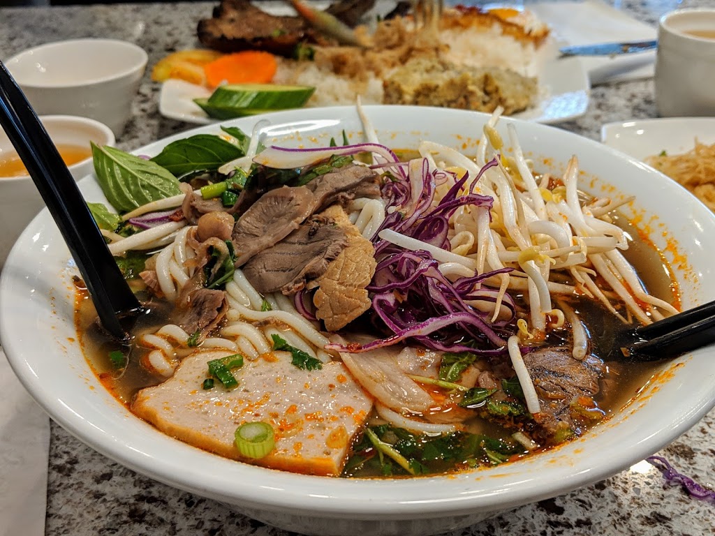 Pho Sunrise | 1400 Ottawa St S, Kitchener, ON N2E 4E2, Canada | Phone: (519) 579-2016