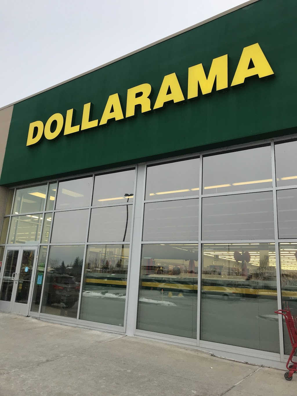 Dollarama | 2801A Boul des Promenades, Promenade Deux-Montagnes, Sainte-Marthe-sur-le-Lac, QC J0N 1P0, Canada | Phone: (450) 623-4992