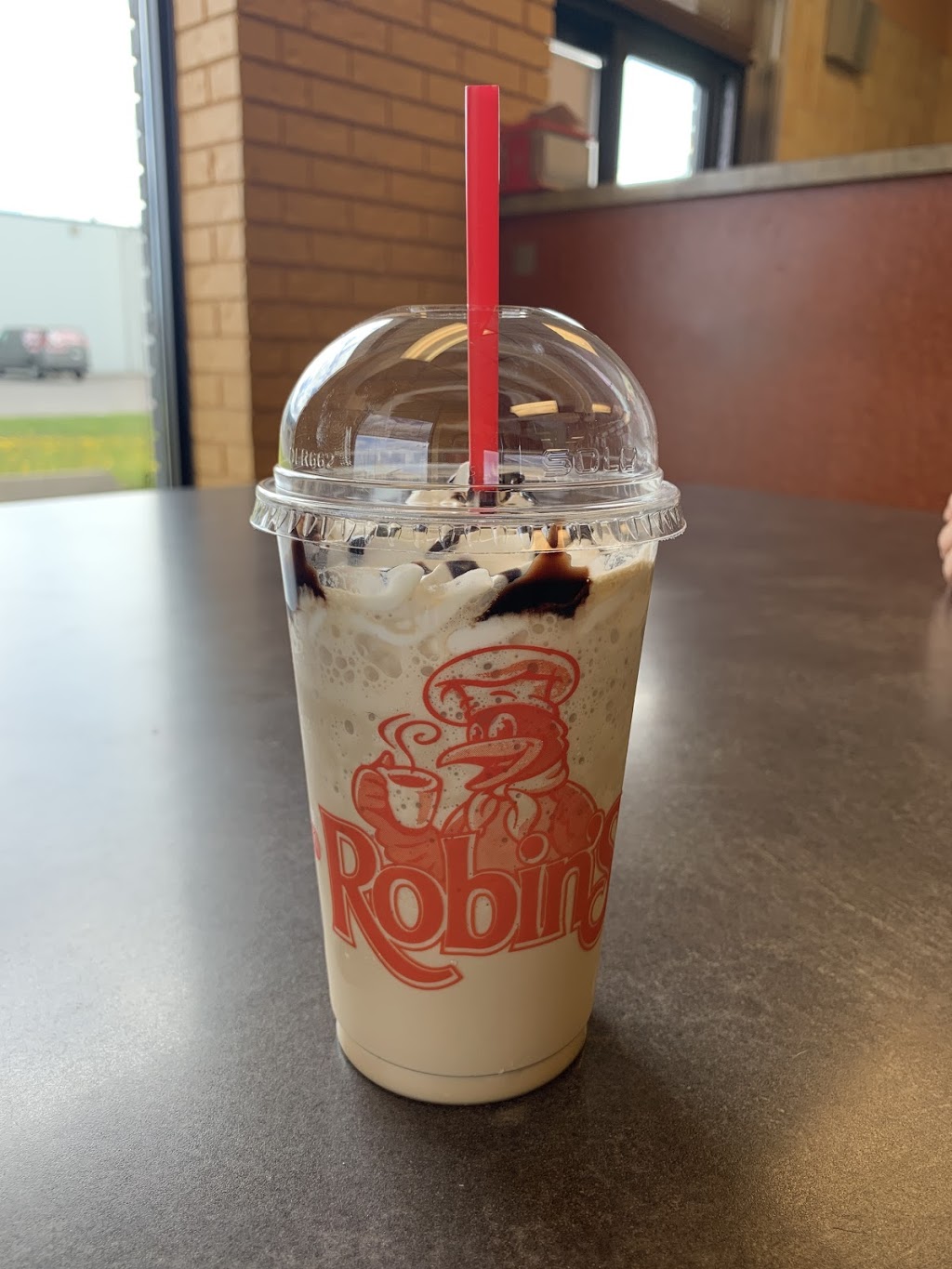 Robins Donuts | 802 Fort William Rd, Thunder Bay, ON P7B 3A3, Canada | Phone: (807) 344-9080