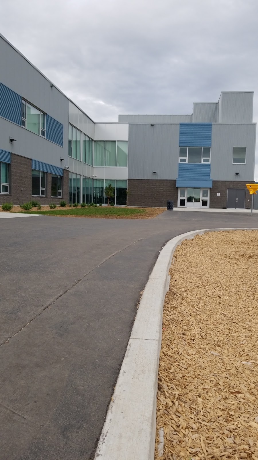 Greens on Gardiner Catholic and Public School | Chuka Blvd, Regina, SK S4V 2Z6, Canada
