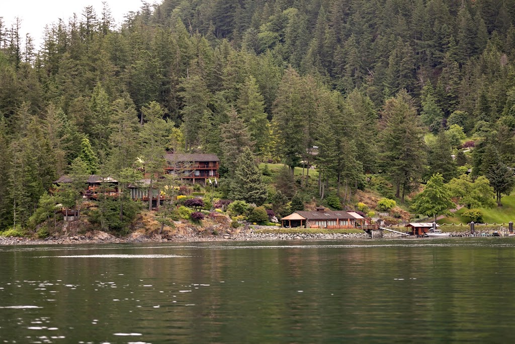 Big Bay General Store | 1 Big Bay Trail Stuart Island, Strathcona, BC V0P 1V0, Canada | Phone: (250) 202-3625