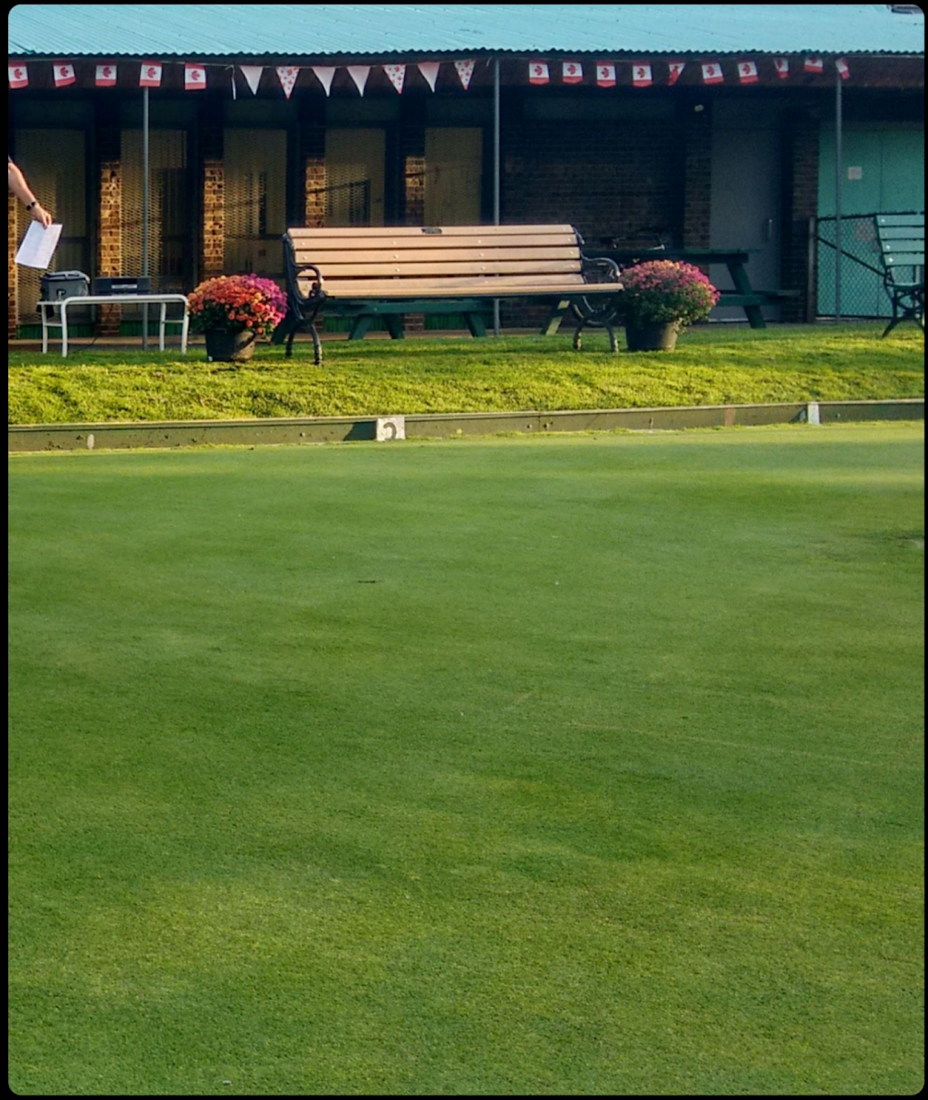 Kew Beach Lawn Bowling Club | 12 Lee Ave, Toronto, ON M4E 2N9, Canada | Phone: (416) 694-4371